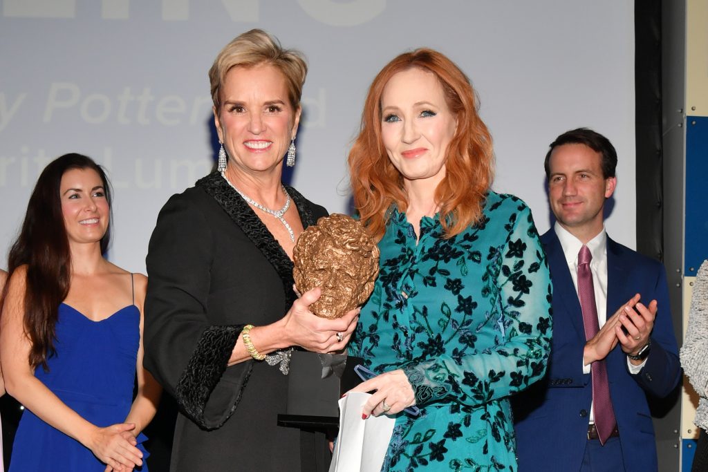 Mesmerizing Jk Rowling 70 000 Donation Picture for Your Screen Mesmerizing Jk Rowling 70 000 Donation Picture for Your Screen